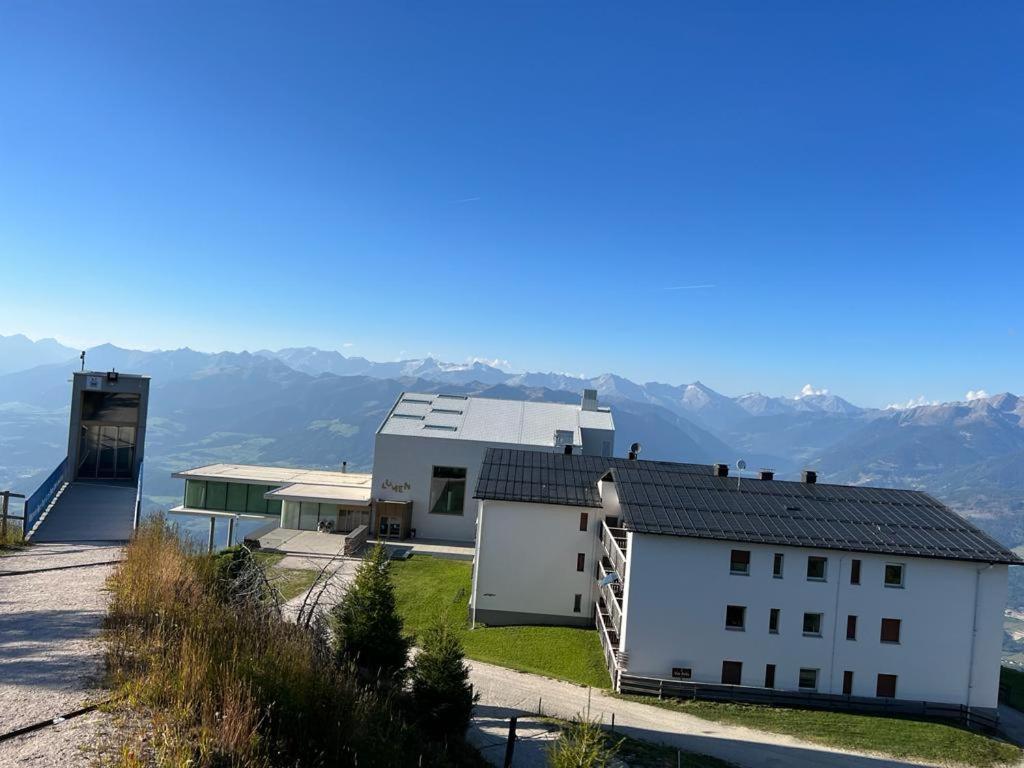 Kronplatz Mountain Lodge Brunico Bagian luar foto